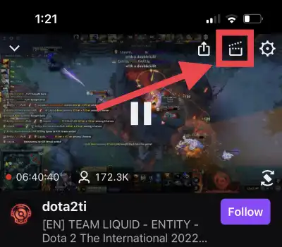 Clip icon on Twitch mobile